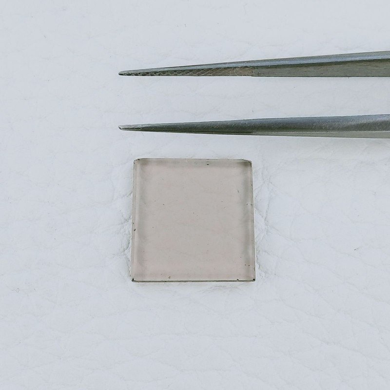 Quarzo Fume Idrotermale Forma Quadratto Cabochon Fatto A Mano 14X14X2mm 5,00+ Carati 1pz