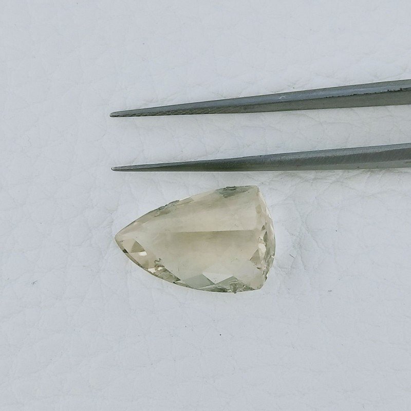 Quarzo Limone Forma Fantasia Fatto A Mano Sfaccettato 17X12X8mm 9,70 Carati 1pz