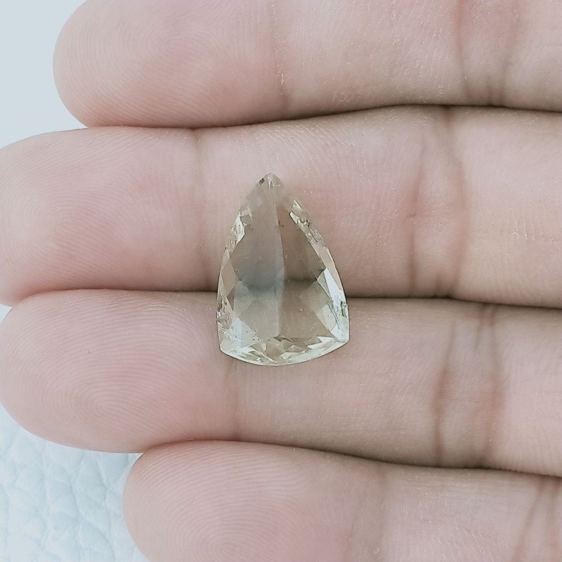 Quarzo Limone Forma Fantasia Fatto A Mano Sfaccettato 17X12X8mm 9,70 Carati 1pz