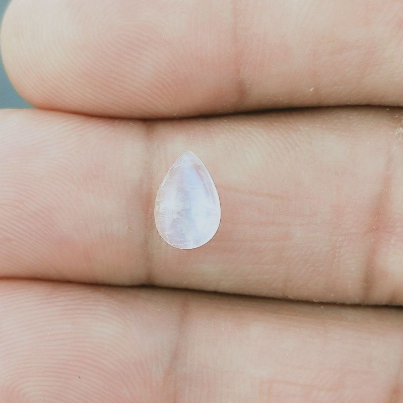 Cabochon di Labradorite Bianca Goccia, 9x6x3 mm, 1,55 ct, Fatto a Mano