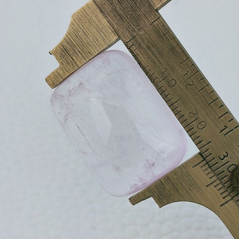 Kunzite Naturale Forma Rettangolo Cabochon Fatto A Mano 27X21X9mm 58,35 Carati 1pz