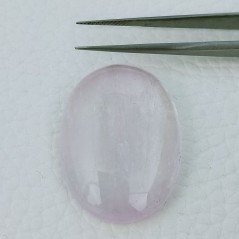 Kunzite Naturale Forma Ovale Cabochon Fatto A Mano 35X26X9mm 74,60 Carati 1pz