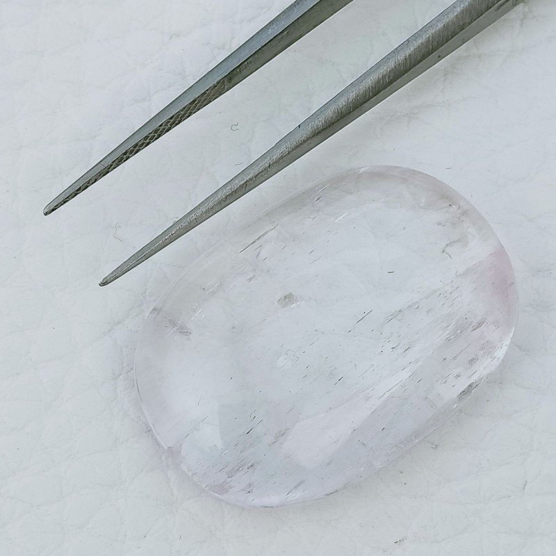 Kunzite Naturale Forma Ovale Cabochon Fatto A Mano 30X22X7mm 37,30 Carati 1pz