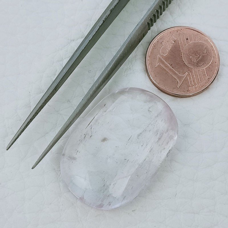 Kunzite Naturale Forma Ovale Cabochon Fatto A Mano 30X22X7mm 37,30 Carati 1pz
