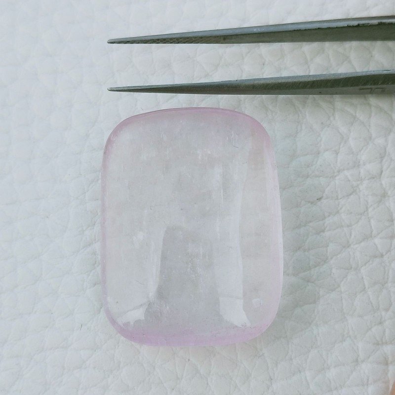 Kunzite Naturale Forma Rettangolo Cabochon Fatto A Mano 30X23X10mm 75,70 Carati 1pz