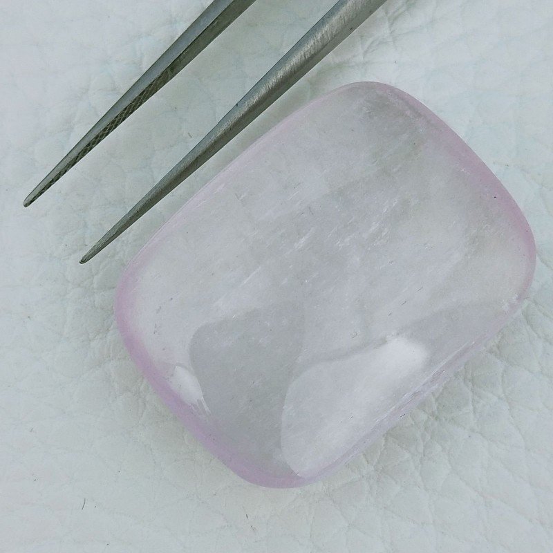 Kunzite Naturale Forma Rettangolo Cabochon Fatto A Mano 30X23X10mm 75,70 Carati 1pz