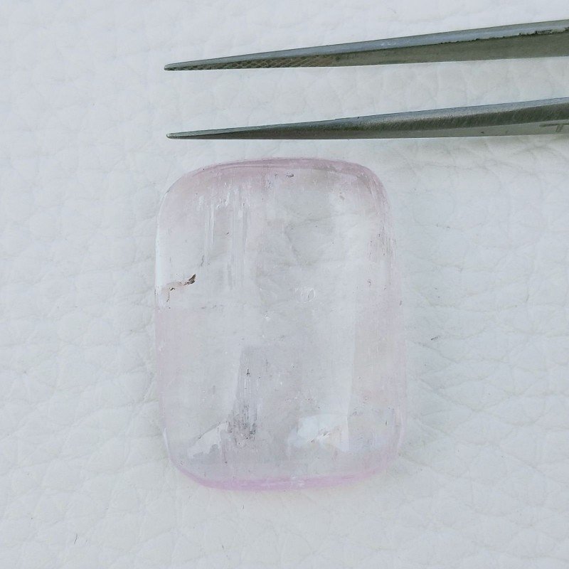 Kunzite Naturale Forma Rettangolo Cabochon Fatto A Mano 29X21X9mm 62,10 Carati 1pz