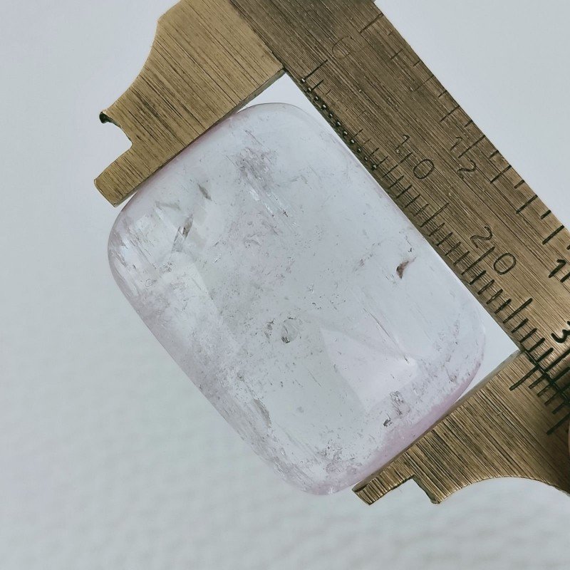 Kunzite Naturale Forma Rettangolo Cabochon Fatto A Mano 29X21X9mm 62,10 Carati 1pz