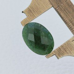 Avventurina Verde, Forma Ovale Sfaccettato a Mano, 12x18x6 mm, 10,60 ct