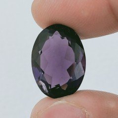 Ametista Africana Idrotermale Forma Ovale Sfaccettato A Mano Gemma Sciolta 13X18X9mm 12,65 Carati 1pz