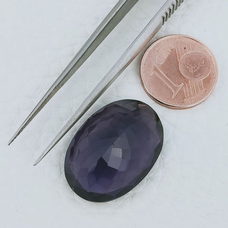 Ametista Africana Idrotermale Forma Ovale Sfaccettato A Mano Gemma Sciolta 22X16X9mm 19,35 Carati 1pz