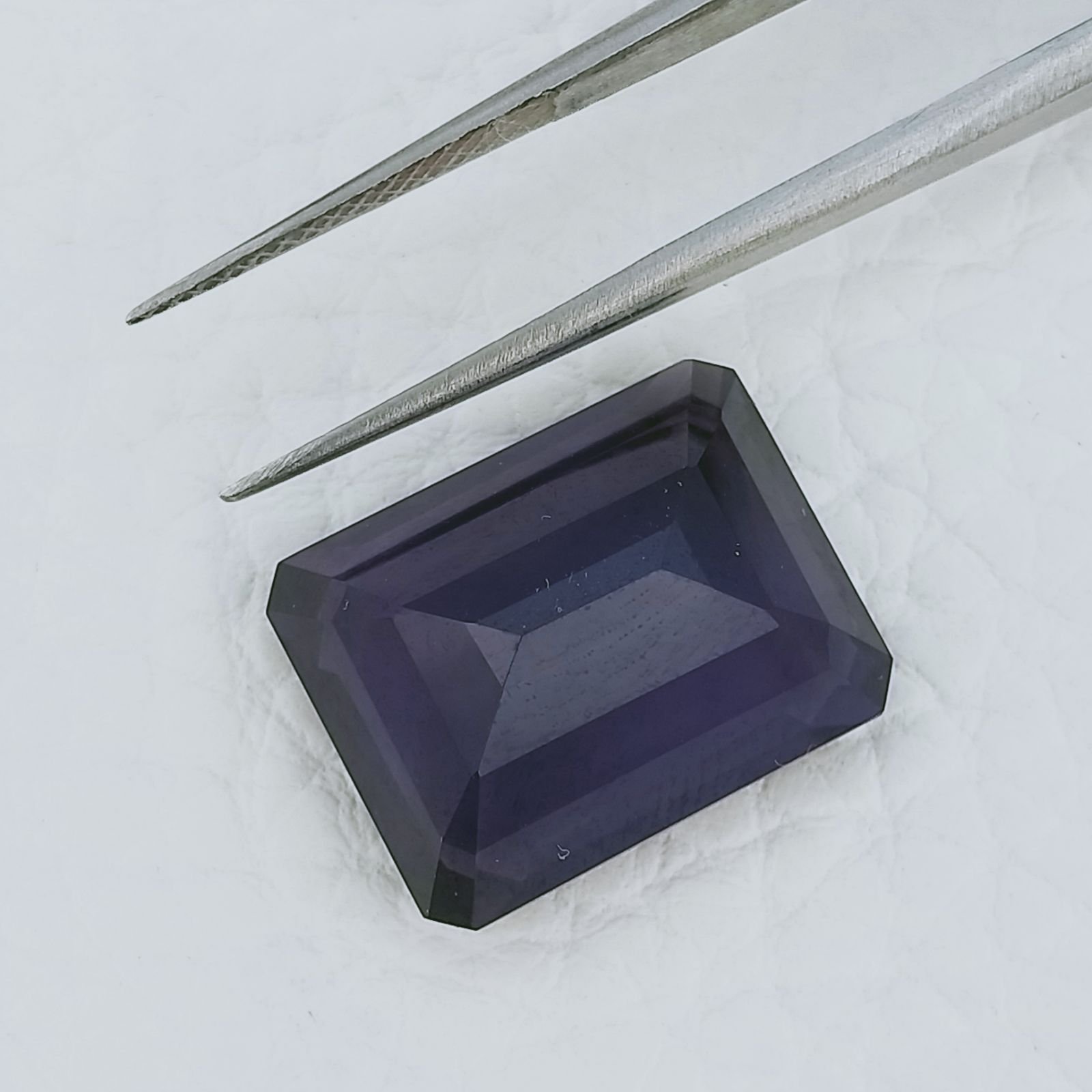 Ametista Africana Idrotermale Forma Rettangolo Sfaccettato A Mano Gemma Sciolta 17X13X8mm 14,50 Carati 1pz