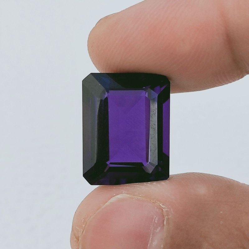 Ametista Africana Idrotermale Forma Rettangolo Sfaccettato A Mano Gemma Sciolta 17X13X8mm 14,50 Carati 1pz Ametista Africana Idrotermale Forma Rettangolo Sfaccettato A Mano Gemma Sciolta 17X13X8mm 14,50 Carati 1pz