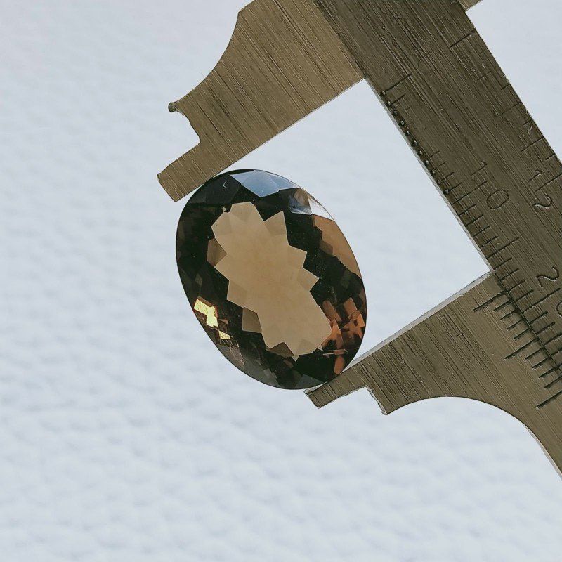 Quarzo Birra Forma Ovale Sfaccettato A Mano Gemma Sciolte 18X13X8mm 11,30 Carati 1pz