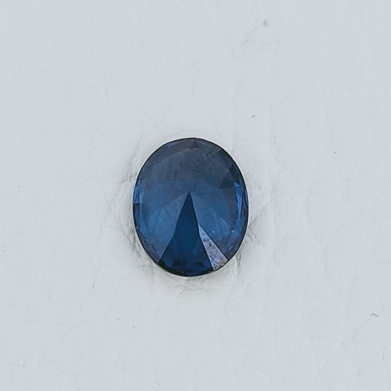 Zircone Tanzanite Forma Ovale Sfaccetata A Mano Gemme Sciolte 9X7X4mm 4,20 Carati 1pz