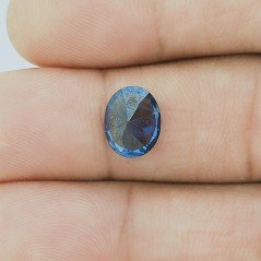 Gemma Sciolta di Zircone Tanzanite, Taglio Ovale Sfaccettato a Mano, 9x7x4 mm, 4,20 ct Gemma Sciolta di Zircone Tanzanite, Taglio Ovale Sfaccettato a Mano, 9x7x4 mm, 4,20 ct