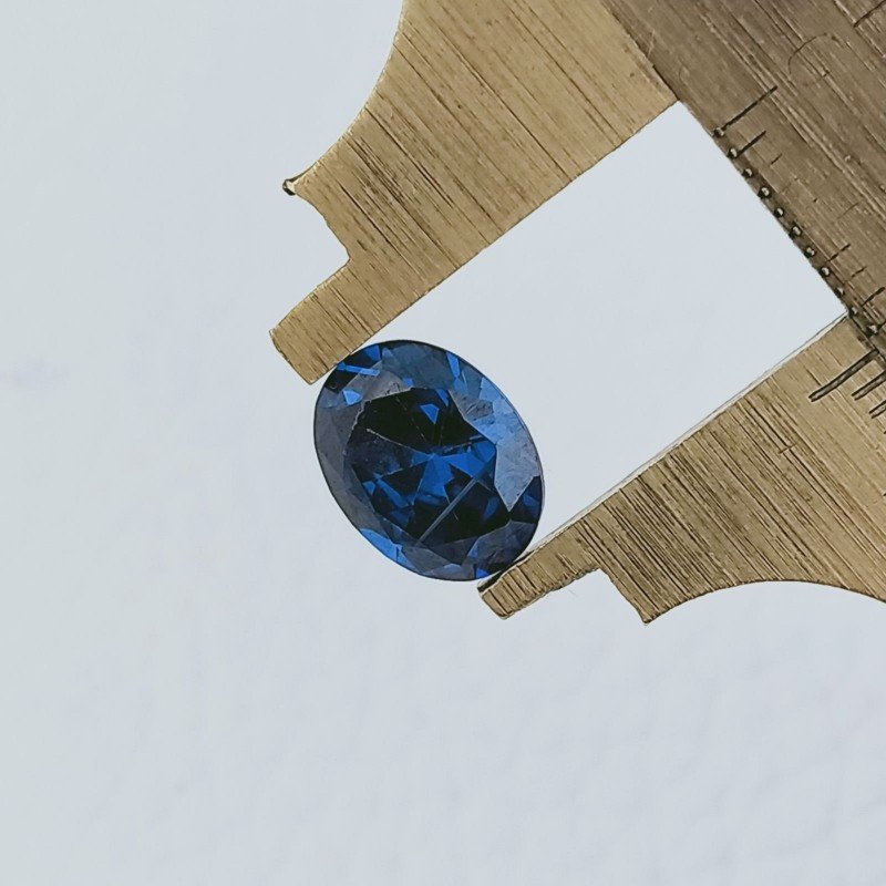 Zircone Tanzanite Forma Ovale Sfaccetata A Mano Gemme Sciolte 9X7X4mm 4,20 Carati 1pz Zircone Tanzanite Forma Ovale Sfaccetata A Mano Gemme Sciolte 9X7X4mm 4,20 Carati 1pz