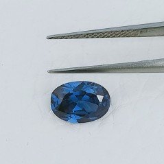 Gemma Sciolta di Zircone Tanzanite, Taglio Ovale Sfaccettato a Mano, 9x6x4 mm, 3,30 ct Gemma Sciolta di Zircone Tanzanite, Taglio Ovale Sfaccettato a Mano, 9x6x4 mm, 3,30 ct
