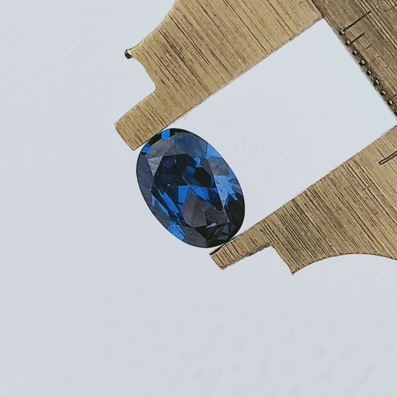 Zircone Tanzanite Forma Ovale Sfaccetata A Mano Gemme Sciolte 9X6X4mm 3,30 Carati 1pz Zircone Tanzanite Forma Ovale Sfaccetata A Mano Gemme Sciolte 9X6X4mm 3,30 Carati 1pz