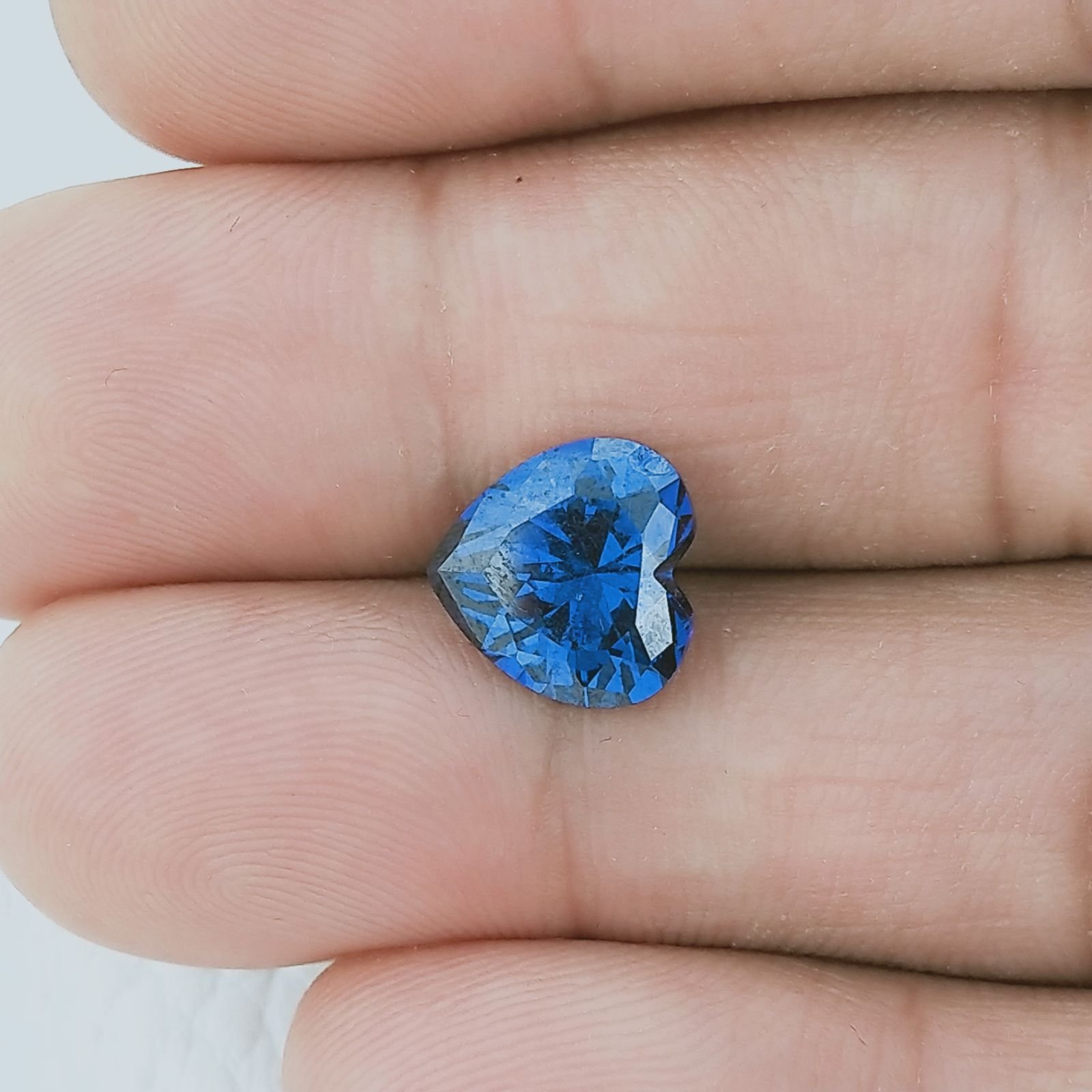 Zircone Tanzanite Forma Cuore Sfaccetata A Mano Gemme Sciolte 10X10X6mm 6,30 Carati 1pz