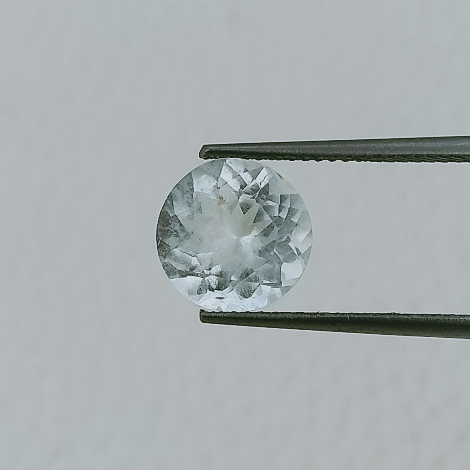 Acquamarina Forma Tondo Sfaccetata A Mano Gemme Sciolte 9X5mm 2,65 Carati 1pz
