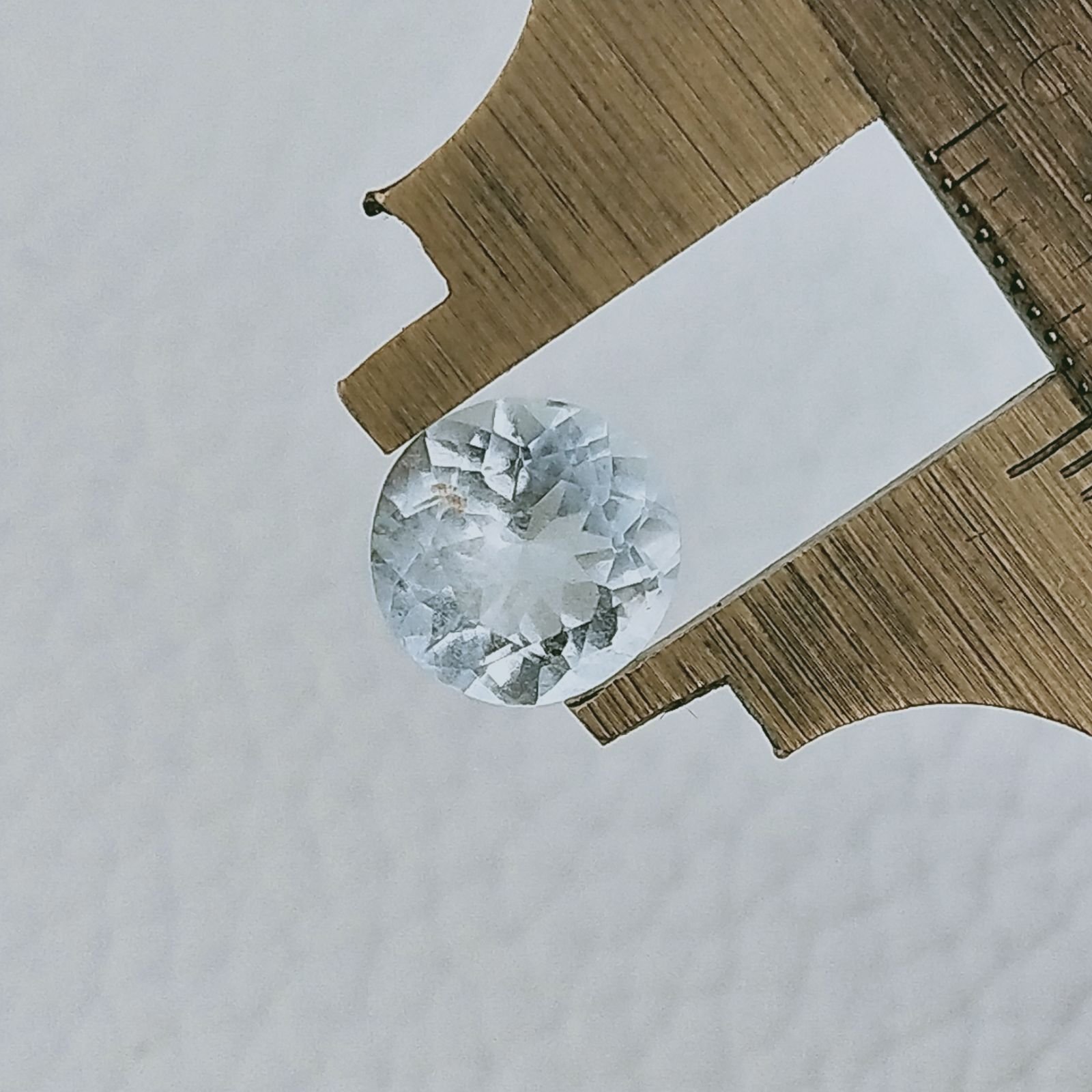 Acquamarina Forma Tondo Sfaccetata A Mano Gemme Sciolte 9X5mm 2,65 Carati 1pz