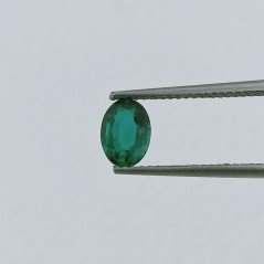 Smeraldo Idrotermale Forma Ovale Sfaccetata A Mano Gemme Sciolte 7X5X3mm 0,60 Carati 1pz