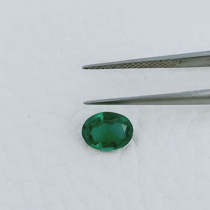 Smeraldo Idrotermale Forma Ovale Sfaccetata A Mano Gemme Sciolte 8X6X3mm 1,00 Carati 1pz