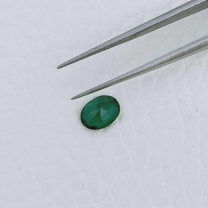 Smeraldo Idrotermale Forma Ovale Sfaccetata A Mano Gemme Sciolte 8X6X3mm 1,00 Carati 1pz