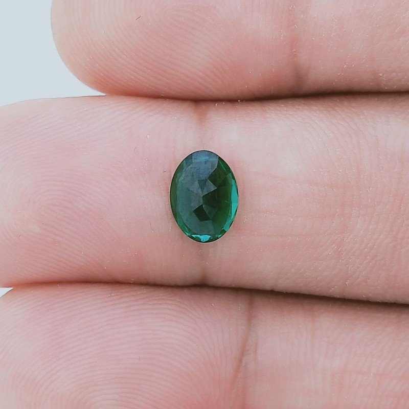 Smeraldo Idrotermale Forma Ovale Sfaccetata A Mano Gemme Sciolte 8X5X3mm 0,95 Carati 1pz
