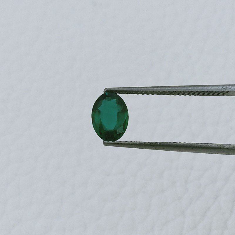 Smeraldo Idrotermale Forma Ovale Sfaccetata A Mano Gemme Sciolte 8X5X3mm 0,95 Carati 1pz
