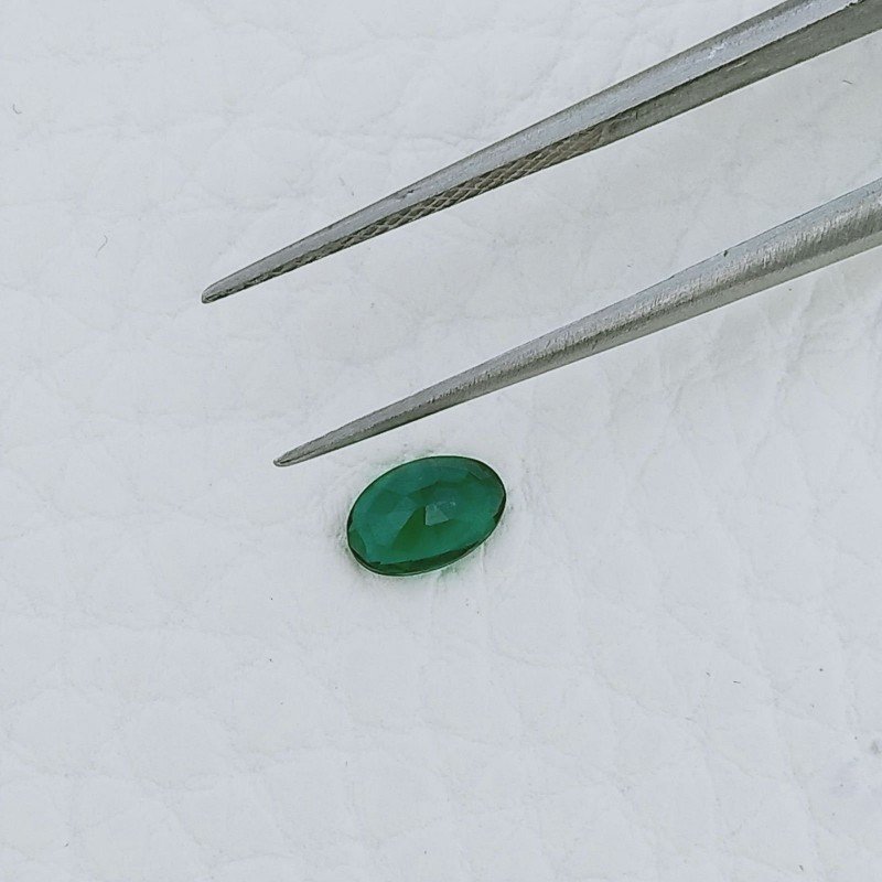 Smeraldo Idrotermale Forma Ovale Sfaccetata A Mano Gemme Sciolte 6X4X2mm 0,35 Carati 1pz