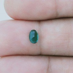 Smeraldo Idrotermale Forma Ovale Sfaccetata A Mano Gemme Sciolte 6X4X2mm 0,35 Carati 1pz