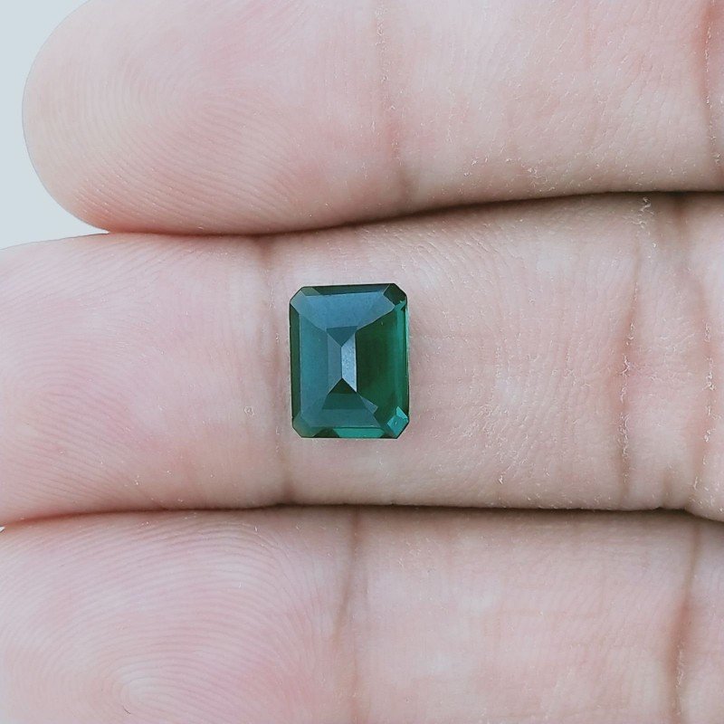 Smeraldo Idrotermale Forma Ottogonale Sfaccetata A Mano Gemme Sciolte 9X6X3mm 1,70 Carati 1pz