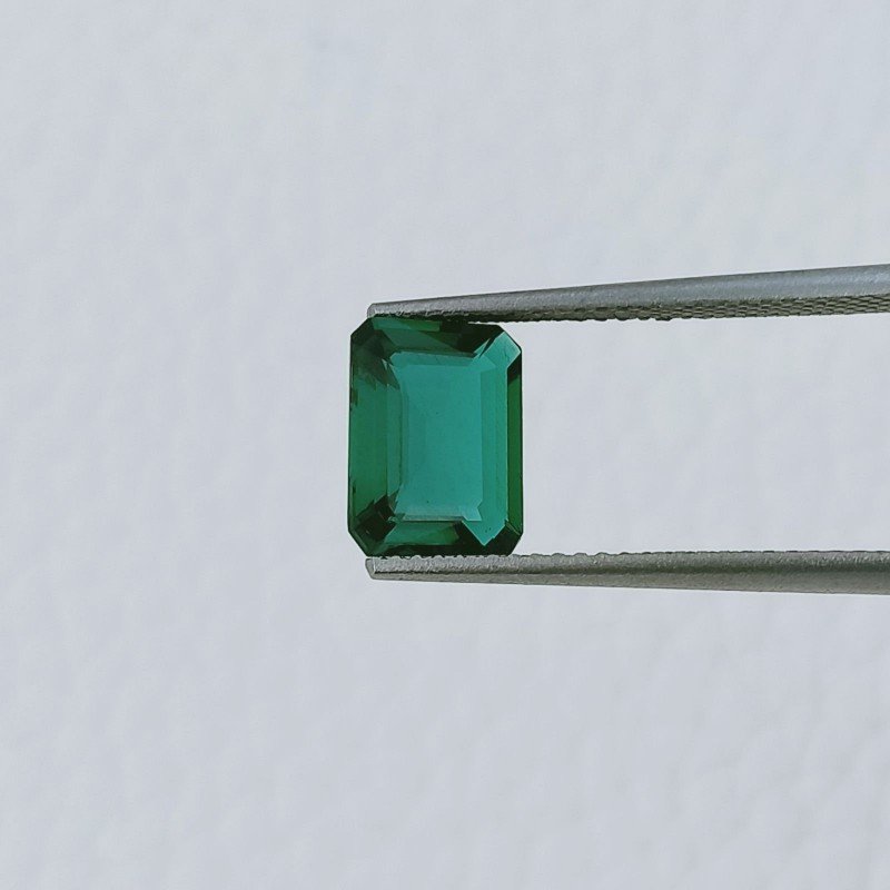 Smeraldo Idrotermale Forma Ottogonale Sfaccetata A Mano Gemme Sciolte 9X6X3mm 1,70 Carati 1pz