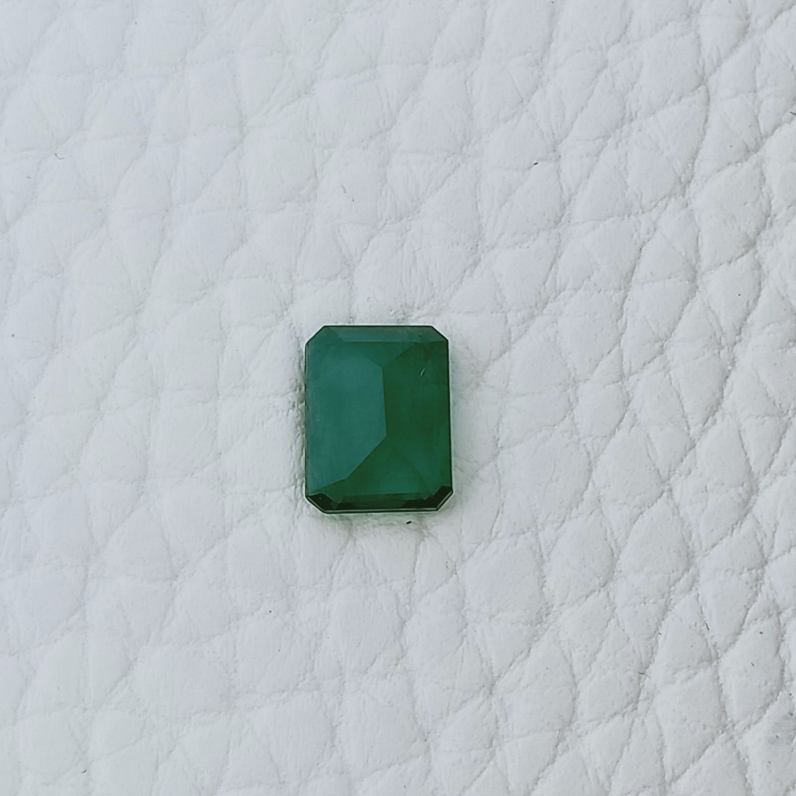Smeraldo Idrotermale Forma Ottogonale Sfaccetata A Mano Gemme Sciolte 7X5X2mm 1,20 Carati 1pz