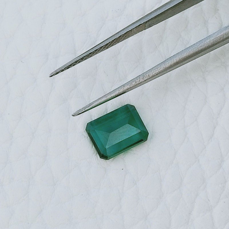 Smeraldo Idrotermale Forma Ottogonale Sfaccetata A Mano Gemme Sciolte 7X5X2mm 1,20 Carati 1pz