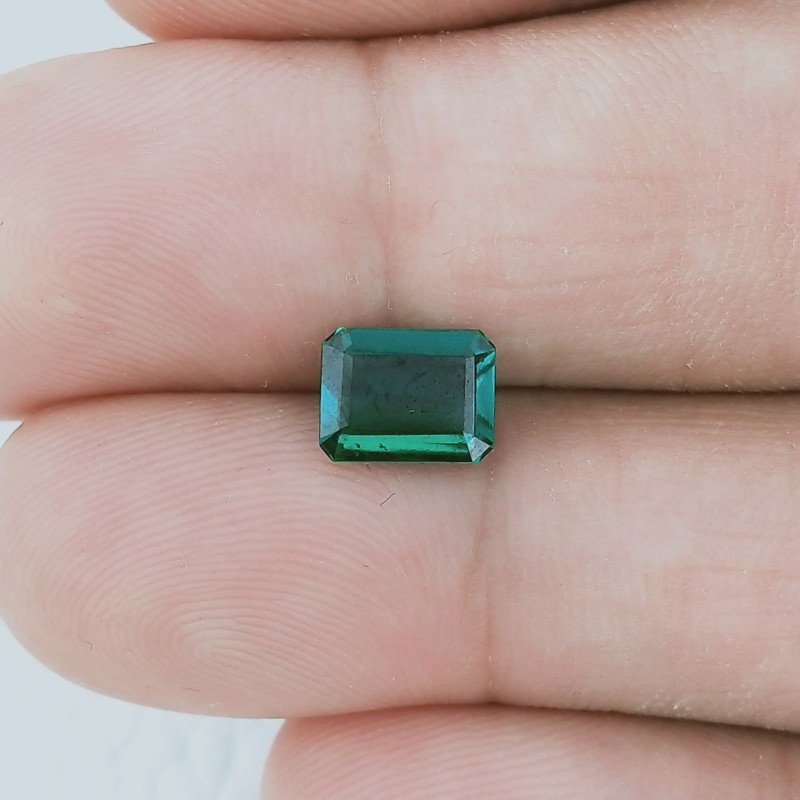 Gemma Sciolta di Smeraldo Idrotermale, Taglio Ottagono Sfaccettato a Mano, 7x5x2 mm, 1,20 ct