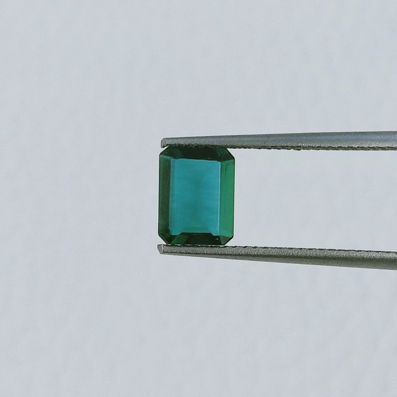 Smeraldo Idrotermale Forma Ottogonale Sfaccetata A Mano Gemme Sciolte 7X5X2mm 1,20 Carati 1pz