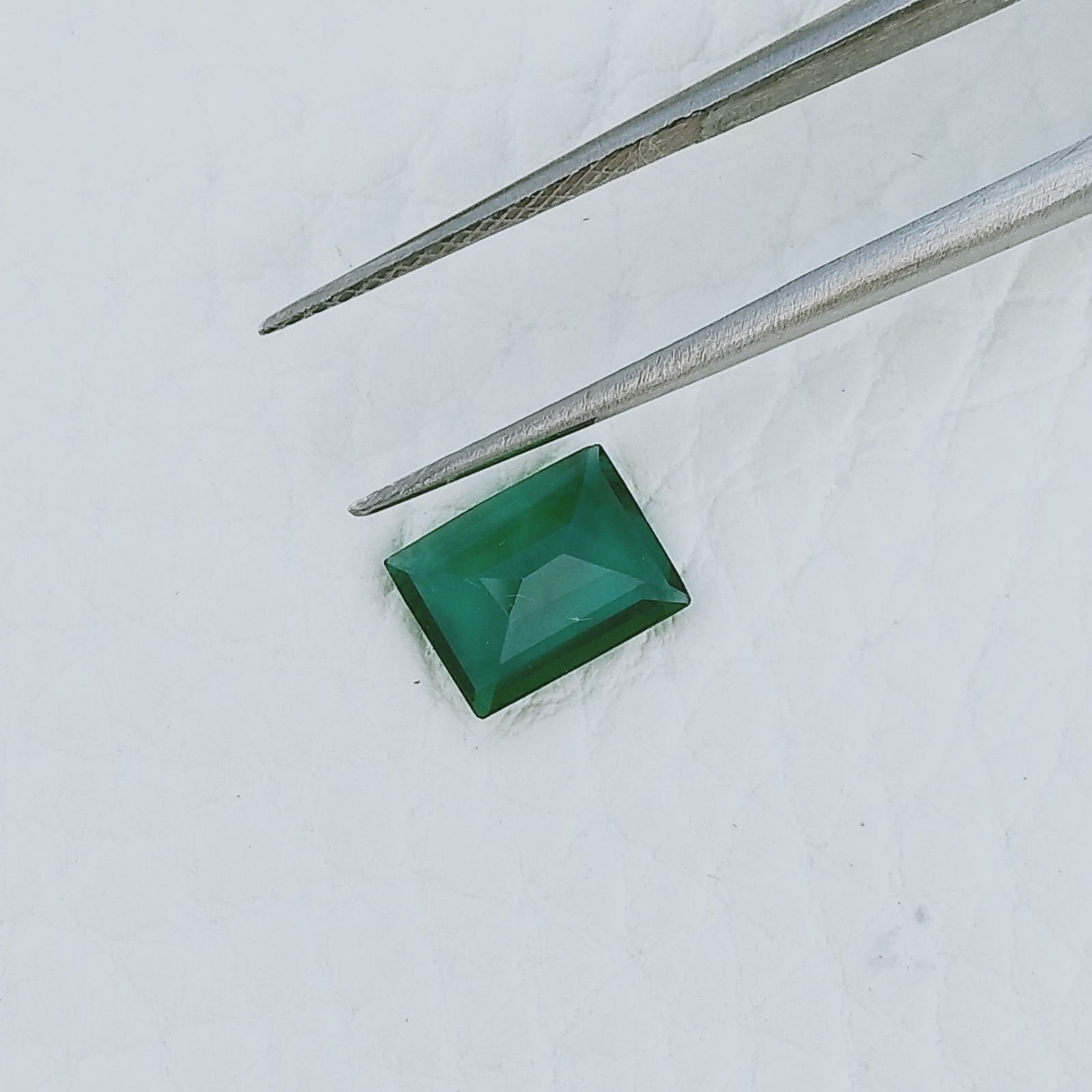 Smeraldo Idrotermale Forma Ottogonale Sfaccetata A Mano Gemme Sciolte 8X6X3mm 1,10 Carati 1pz