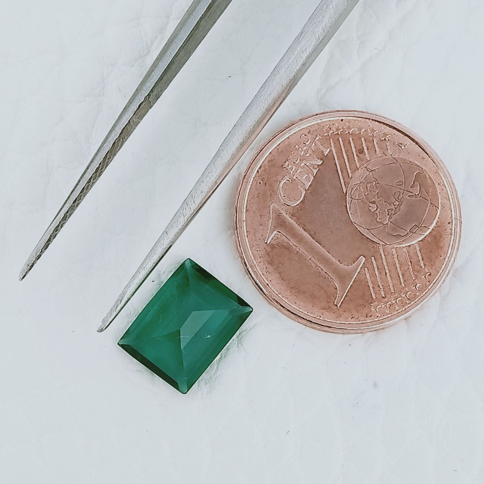 Smeraldo Idrotermale Forma Ottogonale Sfaccetata A Mano Gemme Sciolte 8X6X3mm 1,10 Carati 1pz