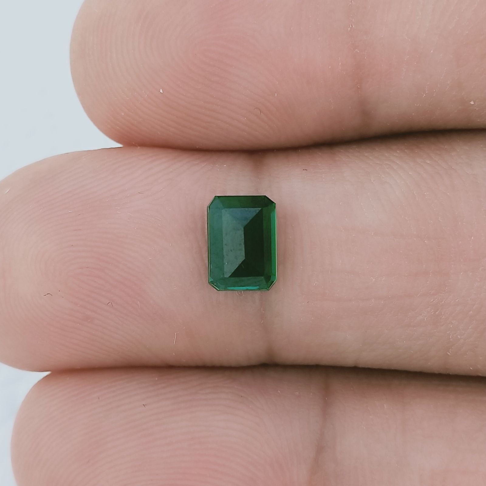 Smeraldo Idrotermale Forma Ottogonale Sfaccetata A Mano Gemme Sciolte 6X4X3mm 0,85 Carati 1pz