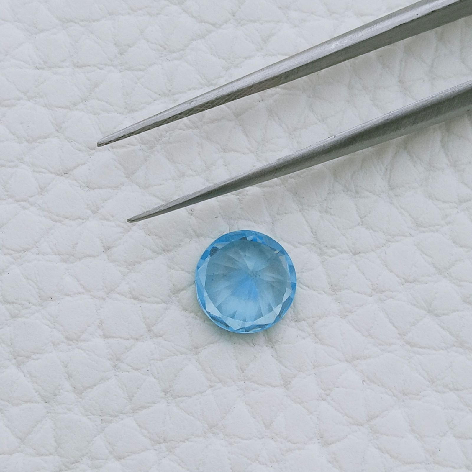 Zircone Azzurro Forma Tondo Sfaccetata A Mano Gemme Sciolte 8X4mm 2,70 Carati 1pz