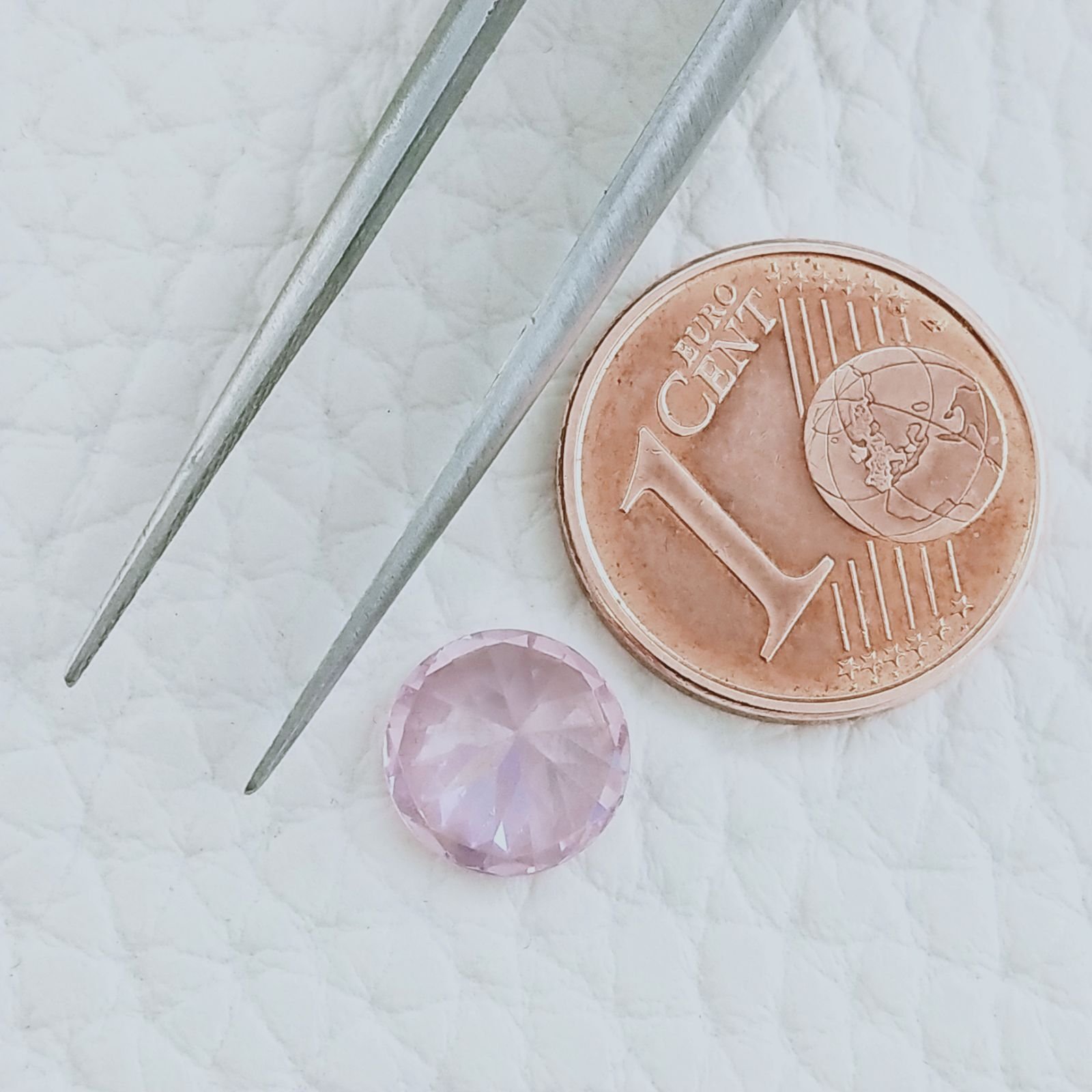Zircone Rosa Forma Tondo Sfaccetata A Mano Gemme Sciolte 8X4mm 3,30 Carati 1pz