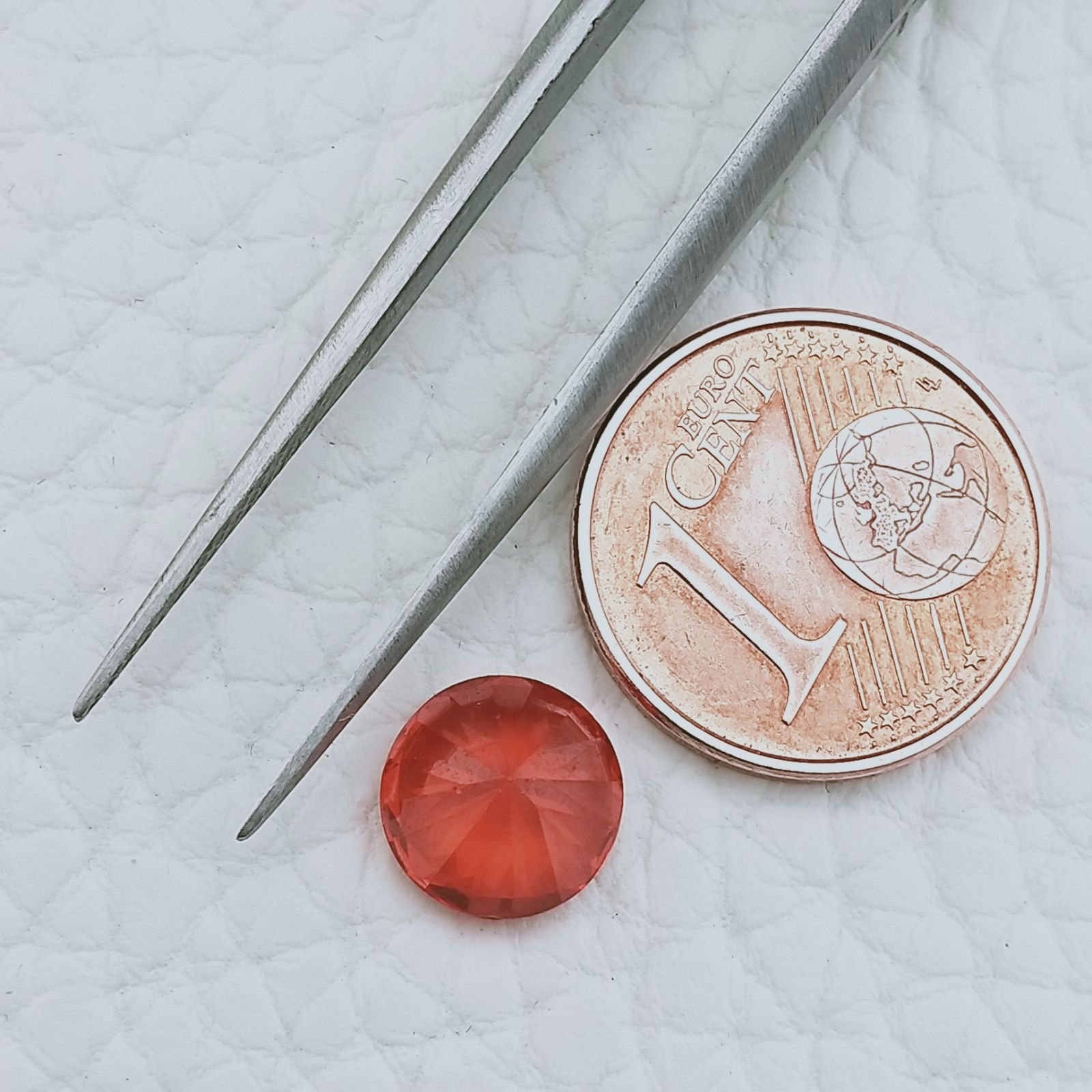 Zircone Arancione Forma Tondo Sfaccetata A Mano Gemme Sciolte 8X4mm 3,50 Carati 1pz