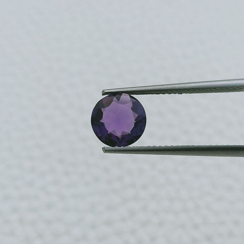 Ametista Africana Idrotermale Forma Tondo Sfaccetata A Mano Gemma Sciolte 8X3mm 1,15 Carati 1pz