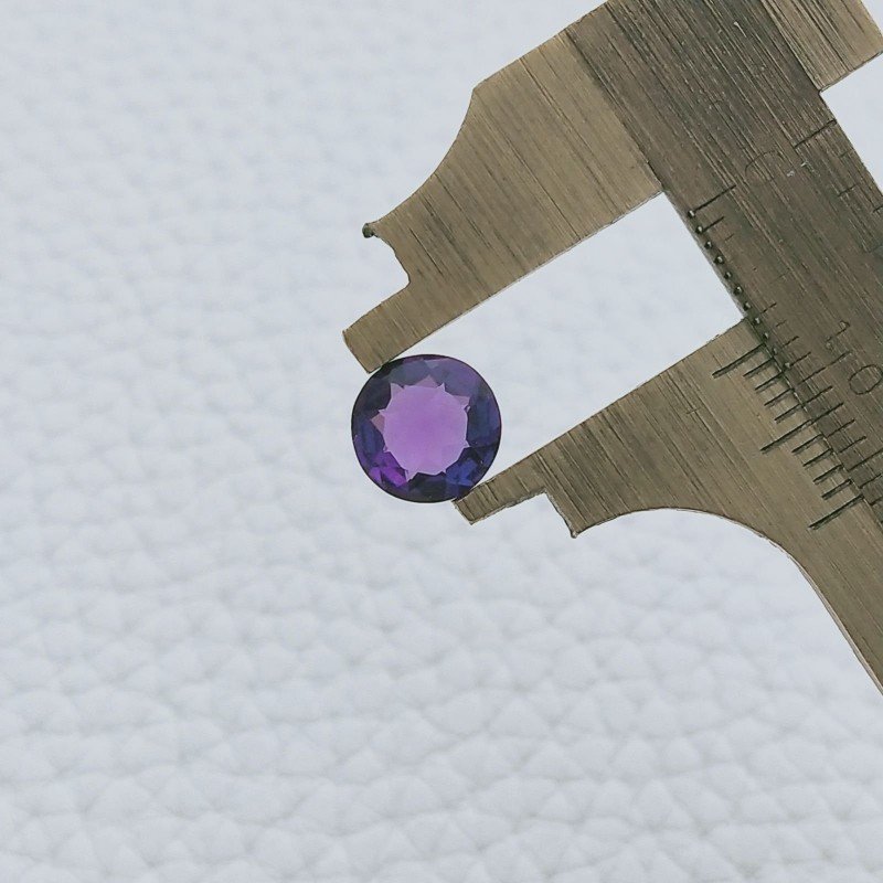 Ametista Africana Idrotermale Forma Tondo Sfaccetata A Mano Gemma Sciolte 8X3mm 1,15 Carati 1pz