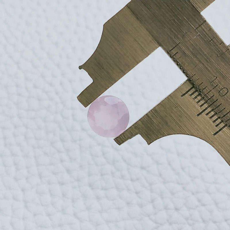 Calcedonio Rosa Idrotermale Forma Tondo Sfaccetata A Mano Gemme Sciolte 8X4mm 1,55 Carati 1pz
