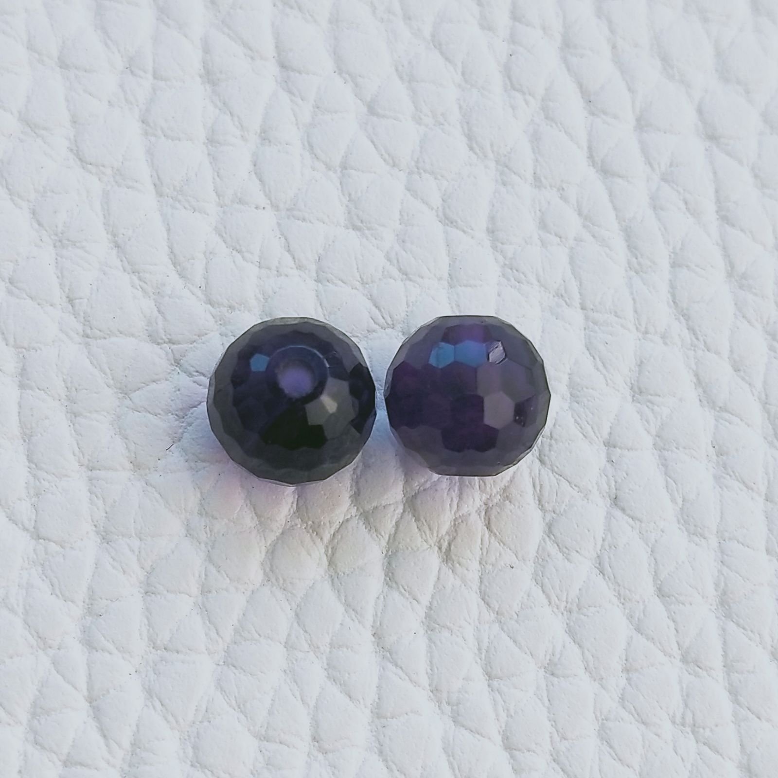Ametista Africana Tondo Sfaccettato A Mano Mezzo Forato 8mm 3,50 Carati 1pz