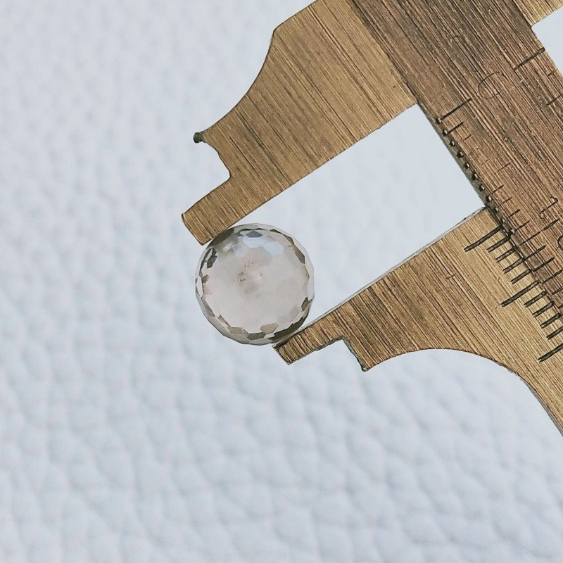 Quarzo Fume Tondo Sfaccettato A Mano Mezzo Forato 8mm 3,75 Carati 1pz